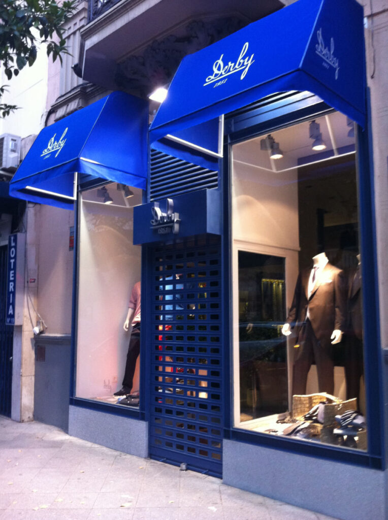 Reforma de local para adecuación a tienda de ropa masculina en calle San Pablo, Sevilla (2011)
